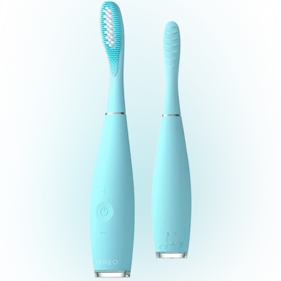 NWT Foreo ISSA 3 Ultra-Hygienic Sonic Toothbrush - Picture 2 of 8